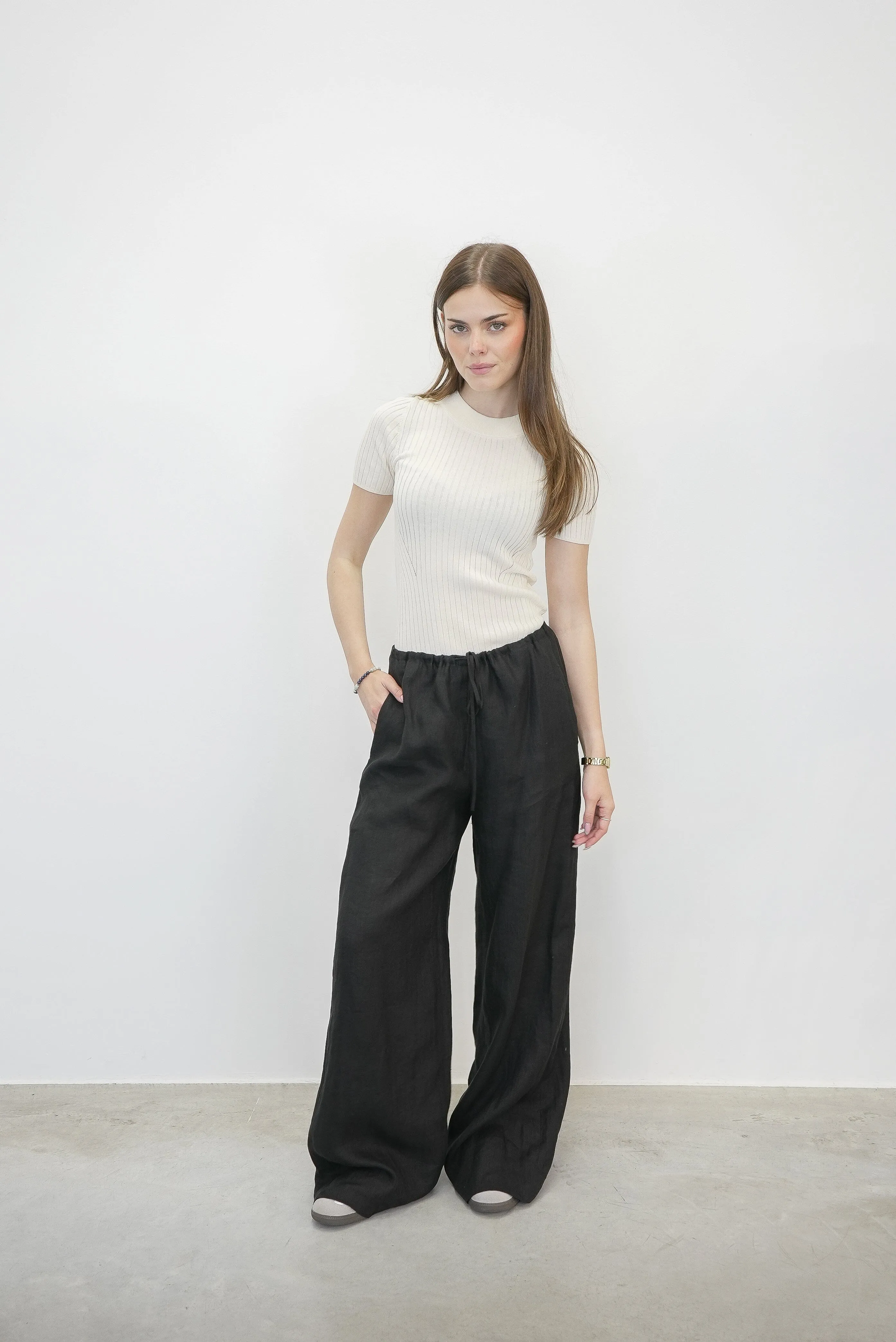 DRAWSTRING WIDE LEG PANTS
