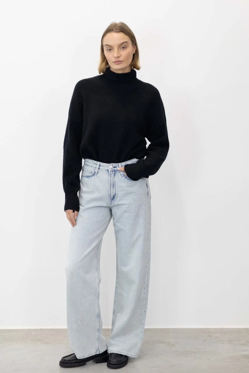 LOGAN WIDE LEG JEANS IN ICEFALL
